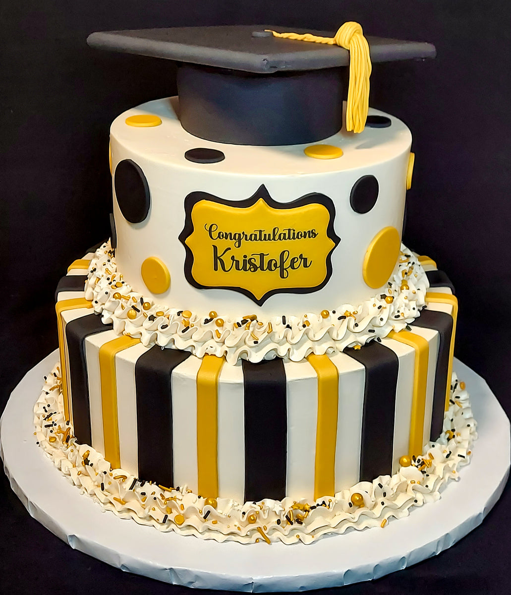 Graduation Cake – Storybook Bakery