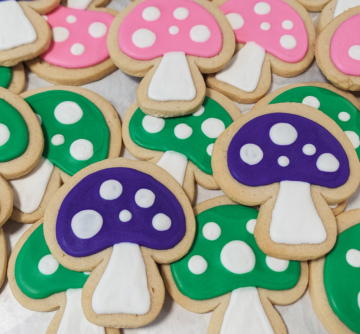Toadstool Cookies (1 Dozen) – Storybook Bakery