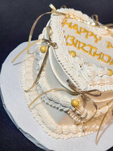 Vintage Cake (Heart Shaped)