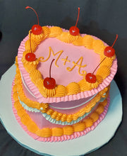 Vintage Cake (Heart Shaped)