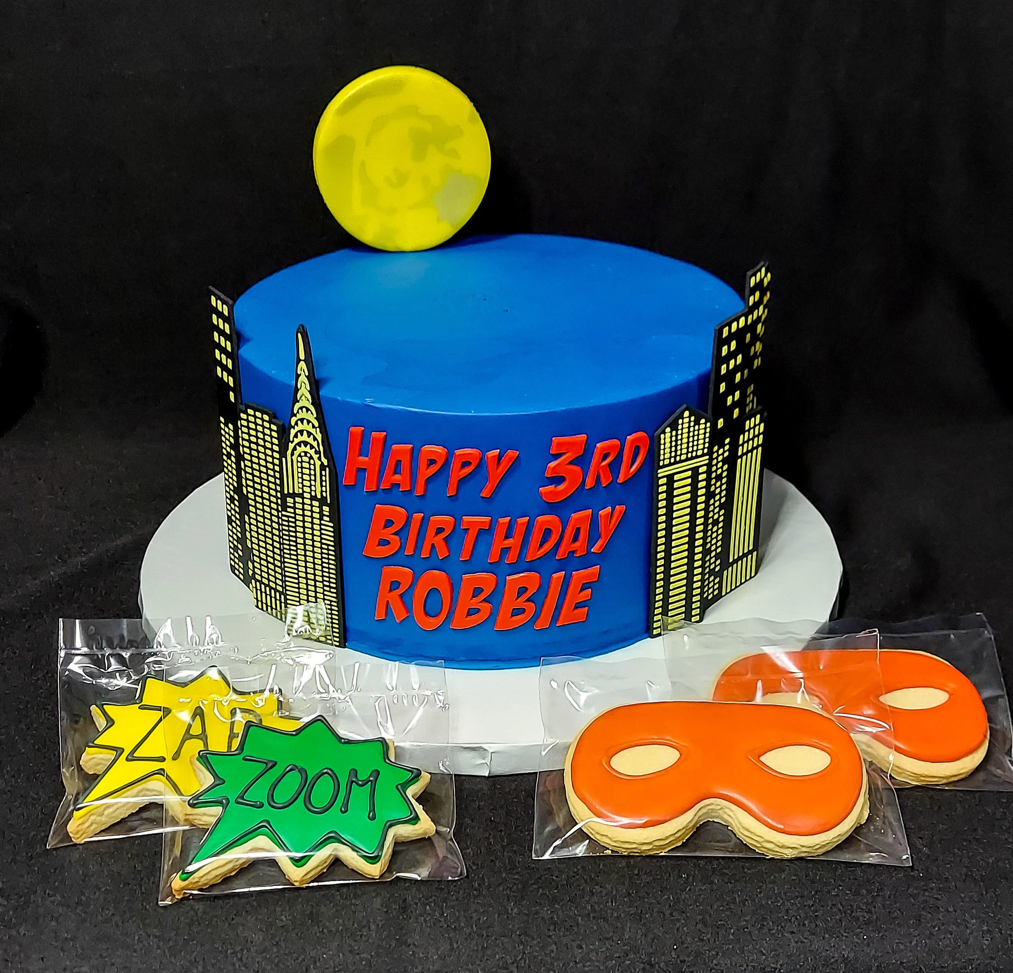 Superman Birthday Cake Topper Decoration DC comics, Hobbies & Toys, Toys &  Games on Carousell
